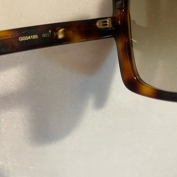 Authentic Gucci tortoise brown rhinestone arms - Picture 5 of 5